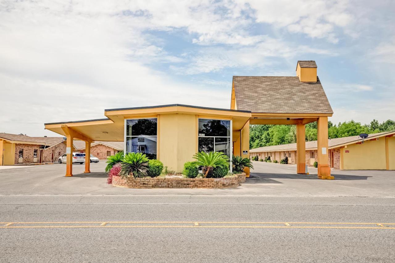 Oyo Hotel Lake Charles La I-10 Exterior photo